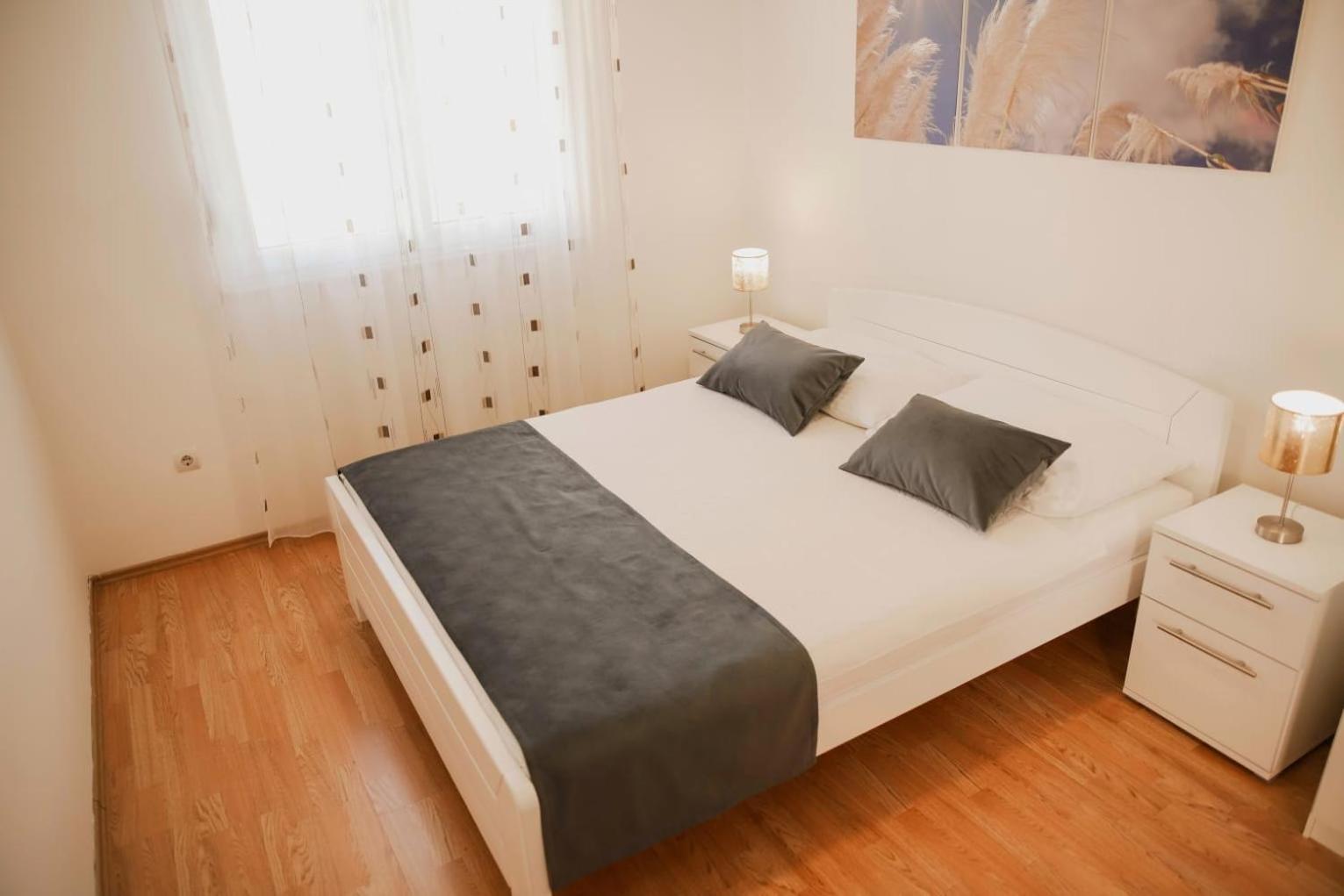 Penthouse Panorama Apartment ชาพลินา ภายนอก รูปภาพ
